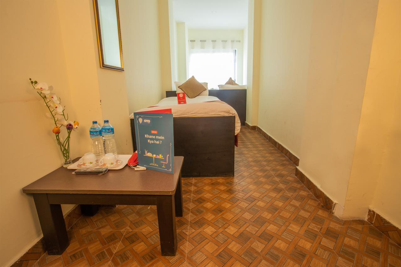 Oyo 142 Co International Guest House Катманду Екстериор снимка